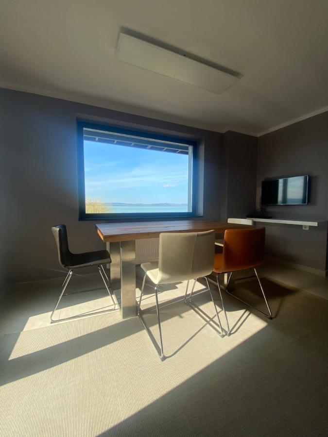 Hullám Apartman Balatonlelle Exterior foto