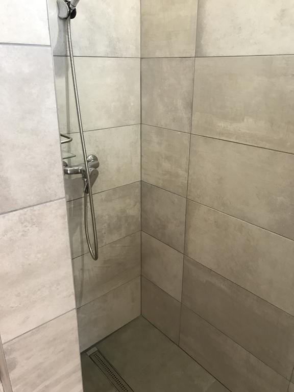 Hullám Apartman Balatonlelle Exterior foto